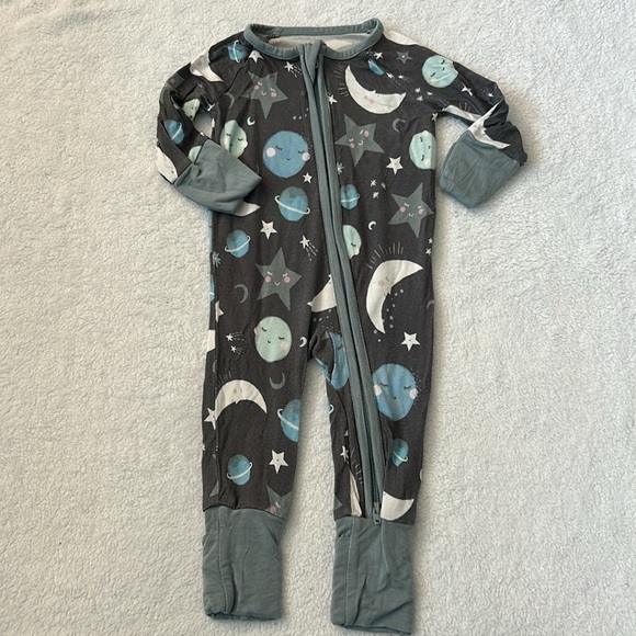Magnetic Me Kids Pajama Set - Cream and Black - Picture 7 of 12